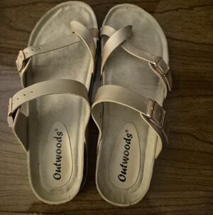Outwoods Women's Metallic Beige Buckle Sandals